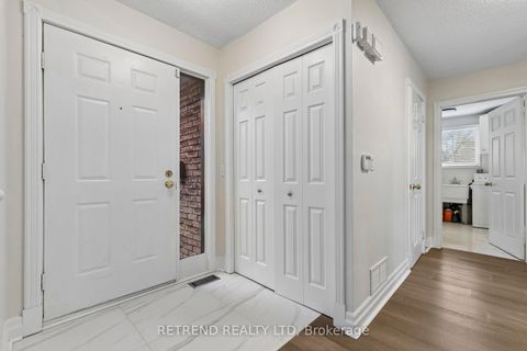 Photo 4 at 262 Athabasca Street, Donevan, Oshawa