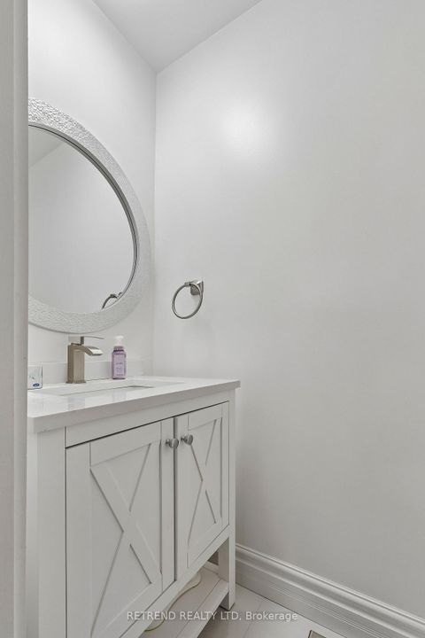 Photo 11 at 262 Athabasca Street, Donevan, Oshawa