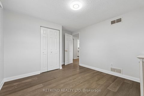 Photo 13 at 262 Athabasca Street, Donevan, Oshawa