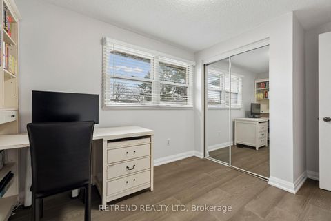 Photo 14 at 262 Athabasca Street, Donevan, Oshawa