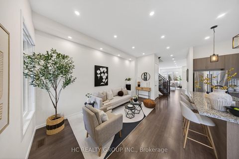 Photo 8 at 1240 Wellington Street E, Bayview Northeast, Aurora