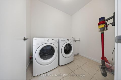 Photo 19 at 1240 Wellington Street E, Bayview Northeast, Aurora