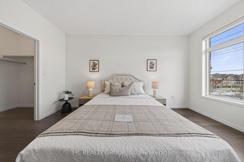 Photo 23 at 1240 Wellington Street E, Bayview Northeast, Aurora