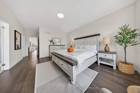 Photo 34 at 1240 Wellington Street E, Bayview Northeast, Aurora