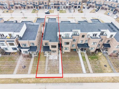 Photo 48 at 1240 Wellington Street E, Bayview Northeast, Aurora