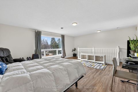 Photo 11 at 10 Wellington Street, Cookstown, Innisfil