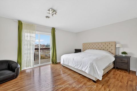 Photo 12 at 10 Wellington Street, Cookstown, Innisfil