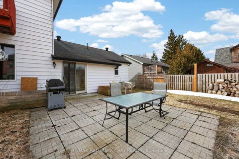 Photo 14 at 10 Wellington Street, Cookstown, Innisfil