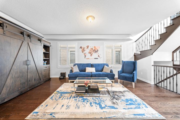 Photo 8 at 9 Fringetree Road, Wellington North, Brampton