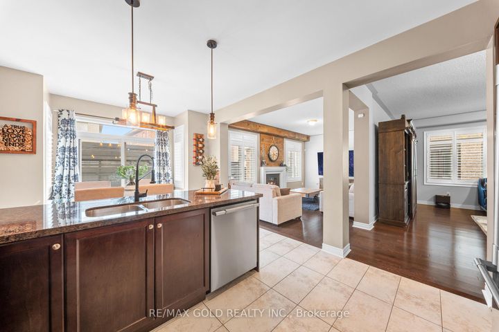 Photo 14 at 9 Fringetree Road, Wellington North, Brampton