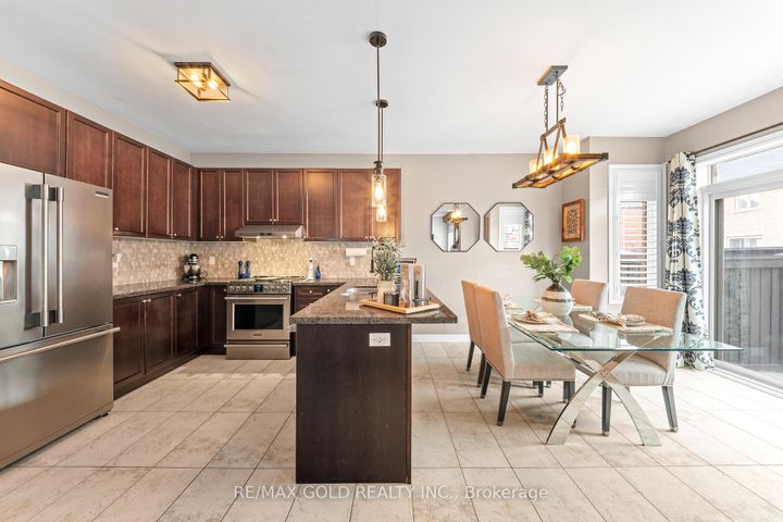 Photo 17 at 9 Fringetree Road, Wellington North, Brampton