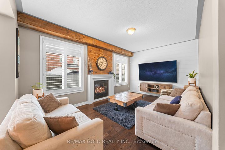 Photo 19 at 9 Fringetree Road, Wellington North, Brampton