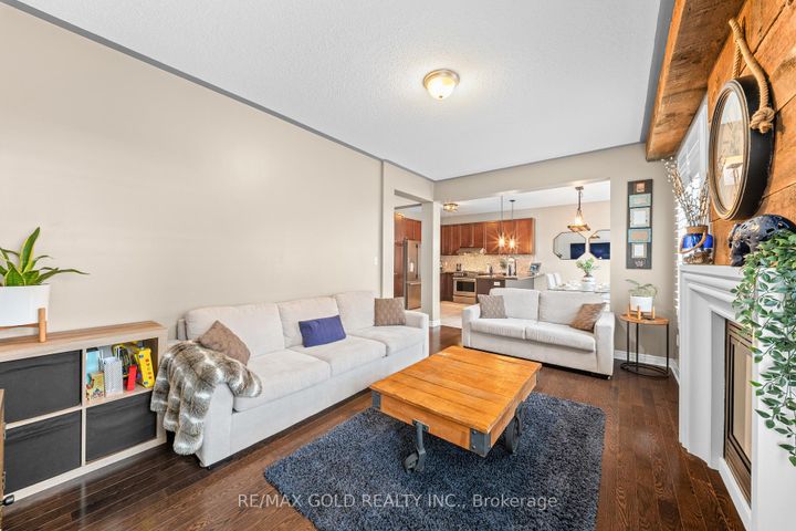 Photo 20 at 9 Fringetree Road, Wellington North, Brampton