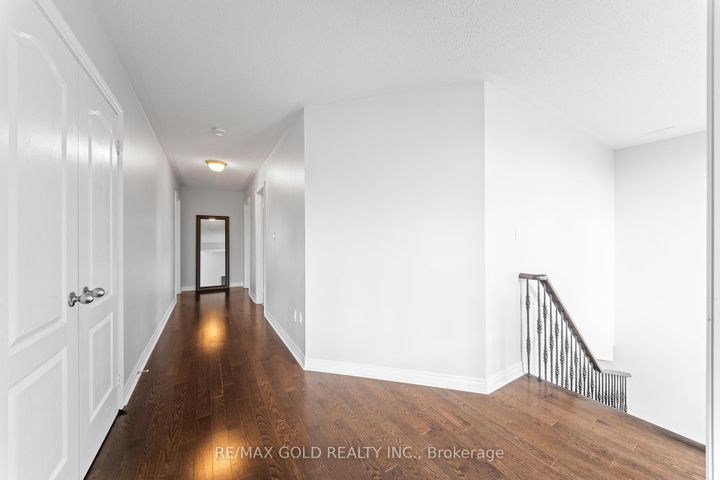 Photo 23 at 9 Fringetree Road, Wellington North, Brampton