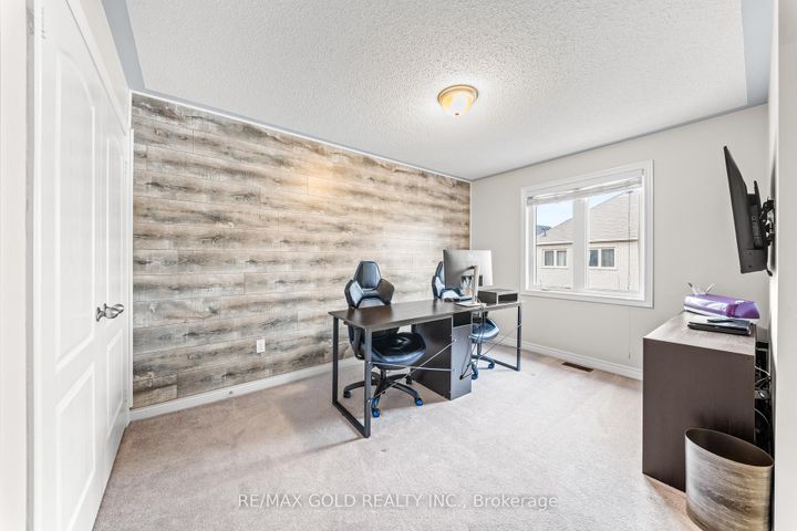 Photo 28 at 9 Fringetree Road, Wellington North, Brampton