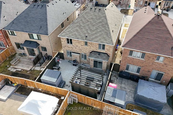 Photo 43 at 9 Fringetree Road, Wellington North, Brampton