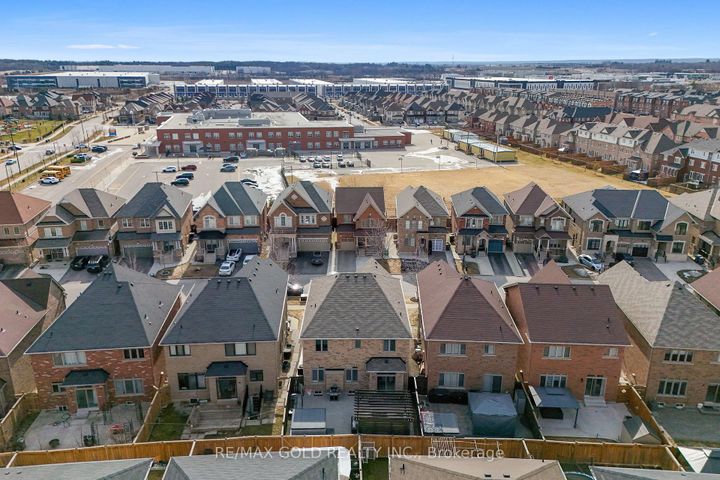 Photo 45 at 9 Fringetree Road, Wellington North, Brampton