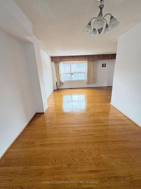 Photo 2 at 14 - 86 CASTLEBURY Crescent, Steeles, Toronto