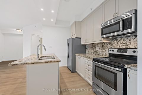 Photo 5 at 220 - 2396 Major Mackenzie Drive W, Maple, Vaughan