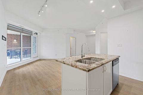 Photo 6 at 220 - 2396 Major Mackenzie Drive W, Maple, Vaughan