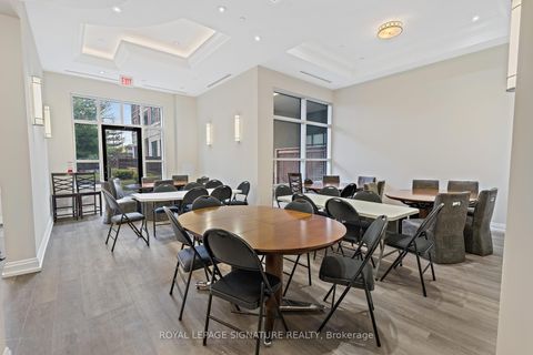 Photo 27 at 220 - 2396 Major Mackenzie Drive W, Maple, Vaughan