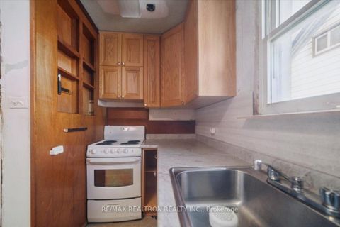 Photo 7 at 114 South Edgely Avenue, Cliffside, Toronto