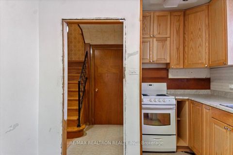 Photo 9 at 114 South Edgely Avenue, Cliffside, Toronto