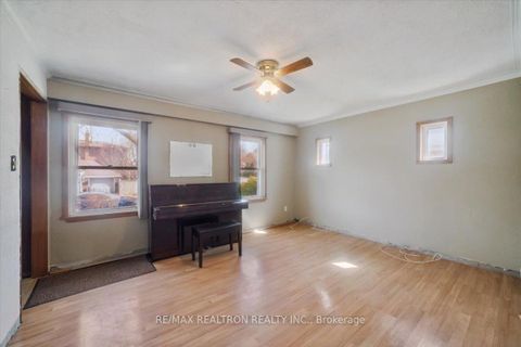 Photo 10 at 114 South Edgely Avenue, Cliffside, Toronto