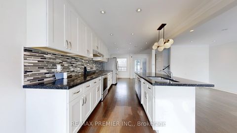 Photo 11 at 742 Beman Drive, Leslie Valley, Newmarket