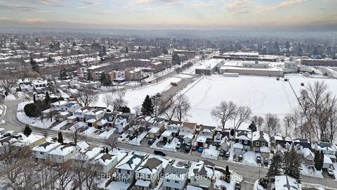 Photo 48 at 742 Beman Drive, Leslie Valley, Newmarket