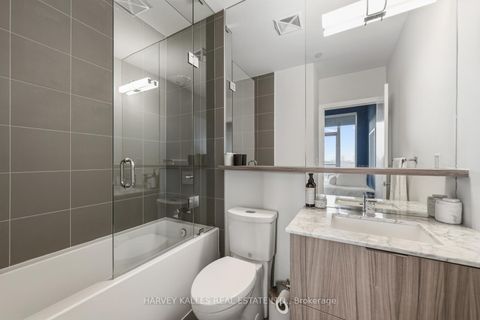 Photo 10 at 511 - 6 Parkwood Avenue, Casa Loma, Toronto