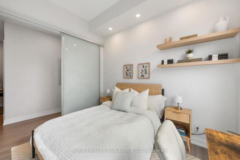 Photo 12 at 511 - 6 Parkwood Avenue, Casa Loma, Toronto