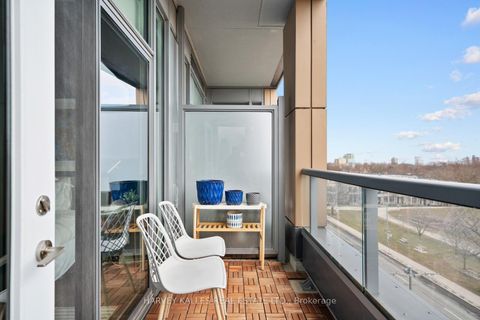 Photo 14 at 511 - 6 Parkwood Avenue, Casa Loma, Toronto