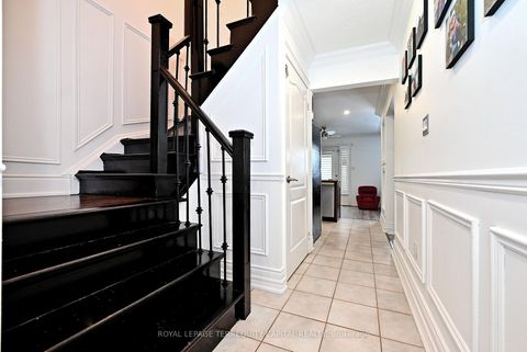 Photo 5 at 6 - 29 Madelaine Drive, Painswick South, Barrie