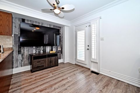 Photo 18 at 6 - 29 Madelaine Drive, Painswick South, Barrie