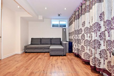 Photo 36 at 6 - 29 Madelaine Drive, Painswick South, Barrie