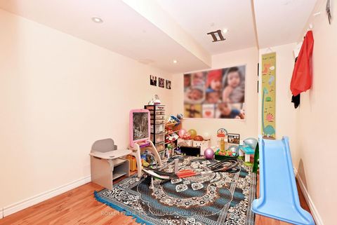 Photo 38 at 6 - 29 Madelaine Drive, Painswick South, Barrie