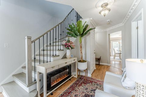 Photo 7 at 153 Browning Trail, Letitia Heights, Barrie