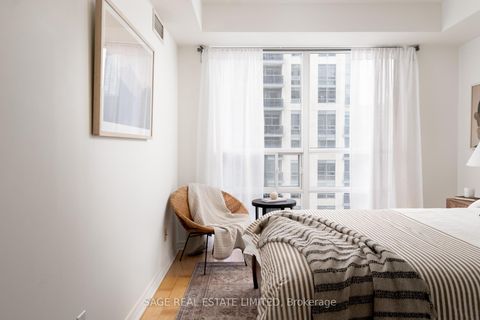 Photo 11 at 1604 - 5 Michael Power Place, City Centre West, Toronto