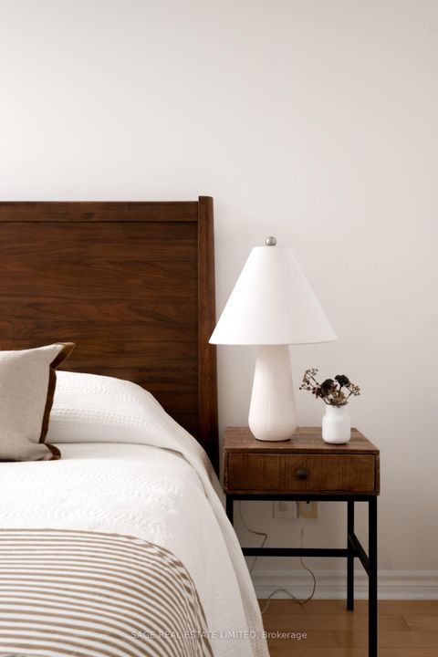 Photo 13 at 1604 - 5 Michael Power Place, City Centre West, Toronto