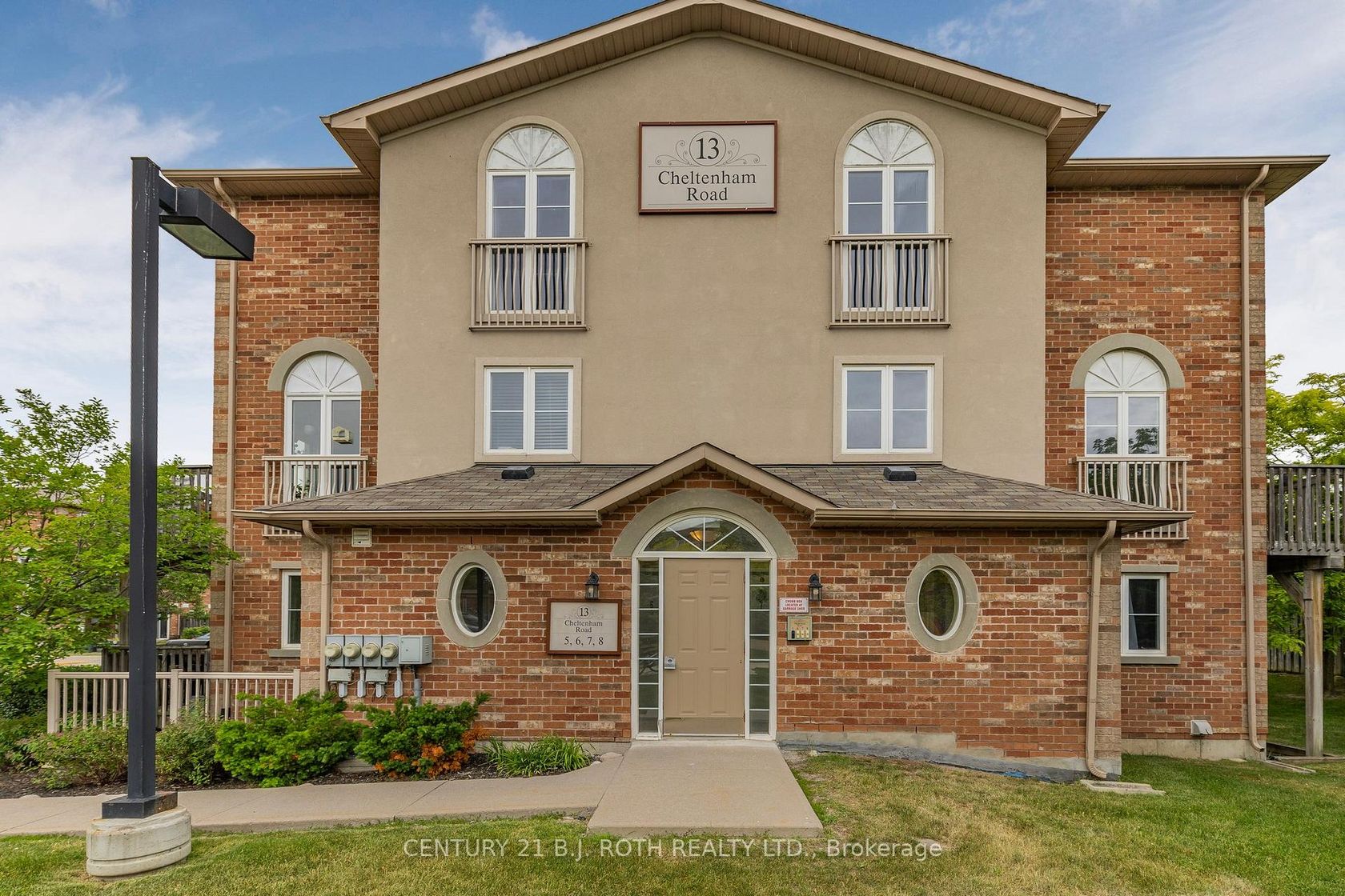 7 - 13 Cheltenham Road, Georgian Drive, Barrie photo 3