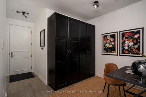 Photo 5 at 317 - 380 Macpherson Avenue, Casa Loma, Toronto