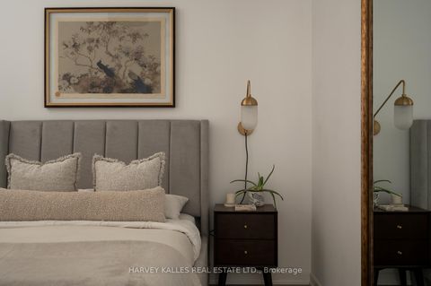 Photo 12 at 317 - 380 Macpherson Avenue, Casa Loma, Toronto