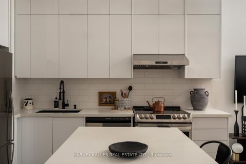 Photo 21 at 317 - 380 Macpherson Avenue, Casa Loma, Toronto