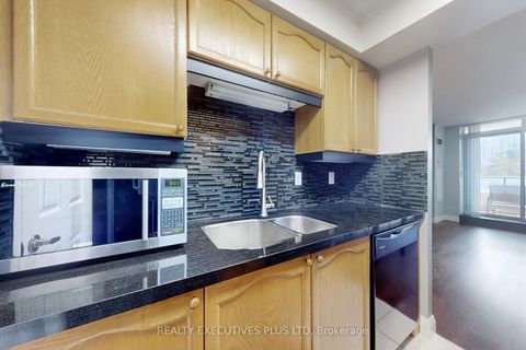 Photo 5 at 521 - 233 Beecroft Road, Willowdale West, Toronto