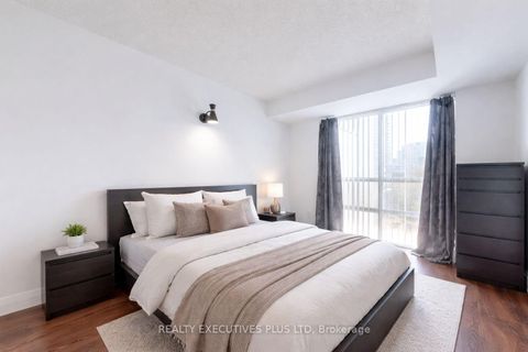 Photo 6 at 521 - 233 Beecroft Road, Willowdale West, Toronto