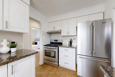 Photo 10 at 16 Marchington Circle, Maryvale, Toronto