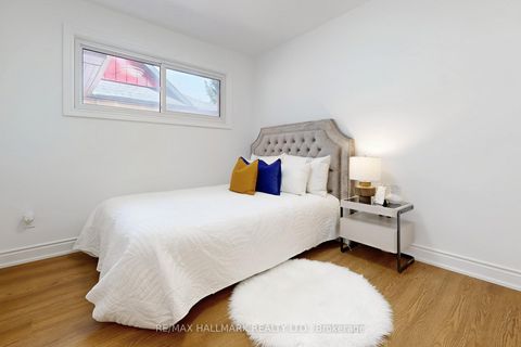 Photo 20 at 16 Marchington Circle, Maryvale, Toronto