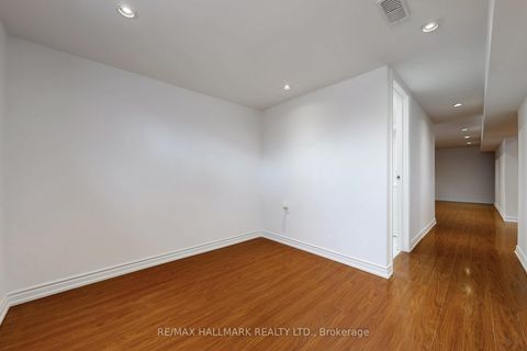 Photo 25 at 16 Marchington Circle, Maryvale, Toronto