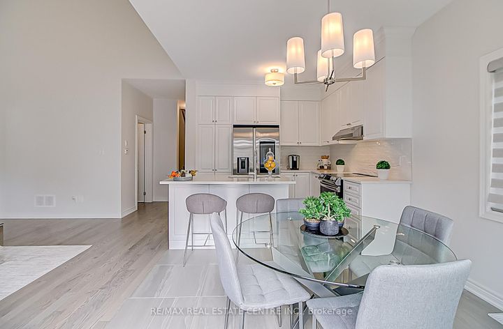 Photo 7 at 4 Clermiston Crescent, Wellington, Brampton